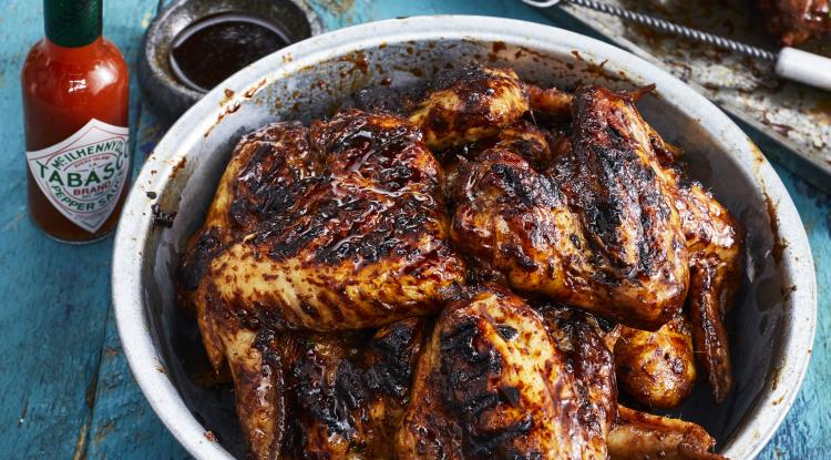 Avery Island csípős csirkeszárnyak